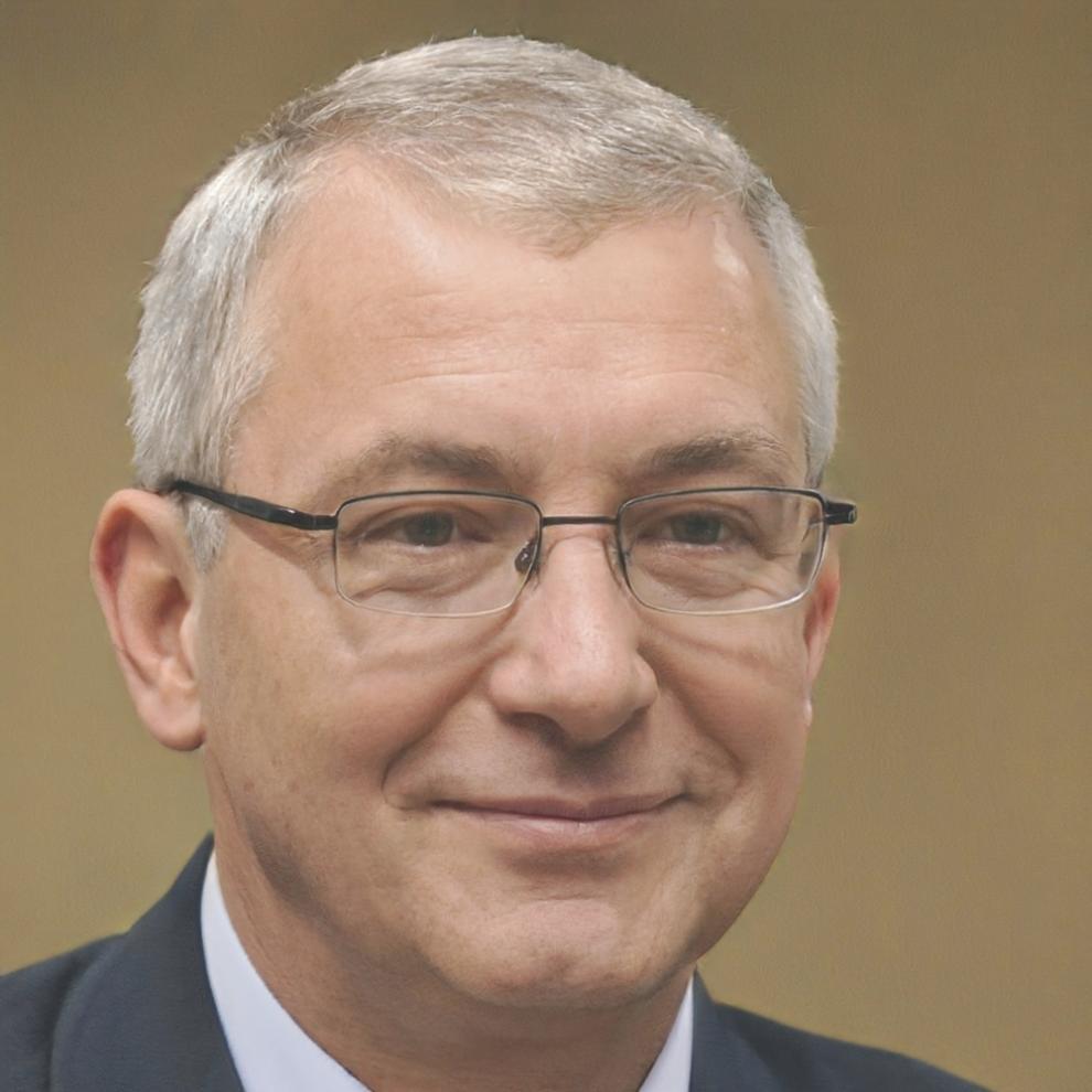 Tadeusz Kowalczyk, Senior Budget-Berater bei vasmirione